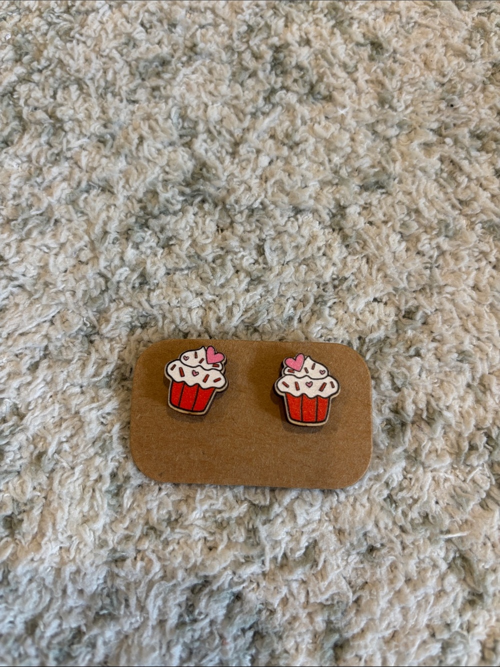 Cute Pink & Red Sprinkle Cupcake Stud Earrings NWT wood .50”